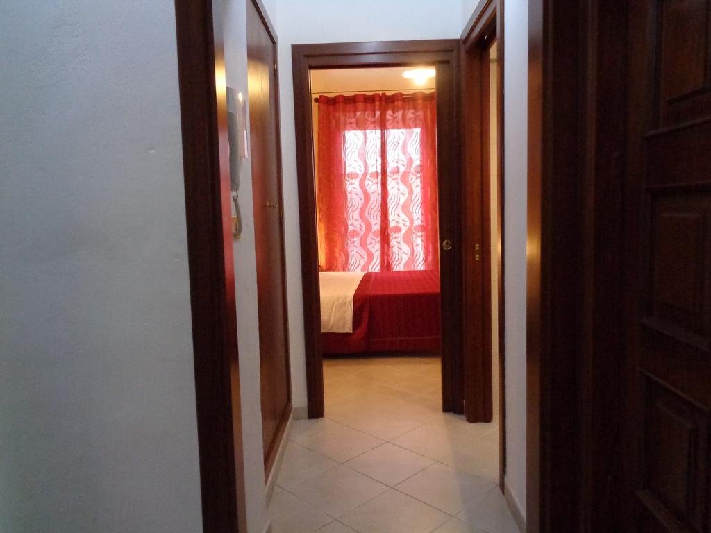 Casa Luigi Sergio - Affitto Breve Appartement Santo Stefano di Camastra Kamer foto
